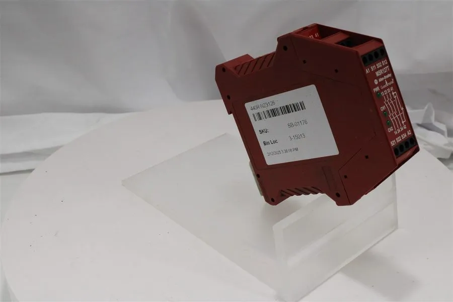Реле безопасности 440R-N23126 Allen Bradley MSR127T Safety Relay