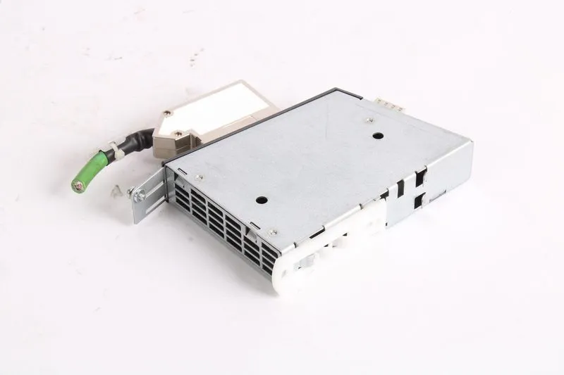 Частотный преобразователь 6SL3055-0AA00-5AA3 Siemens 24VDC Sensor Module Sinamic — фото лота 1