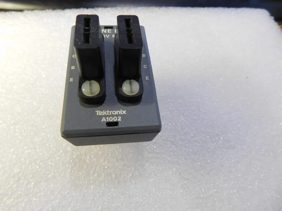 Мультиметр Tektronix Model A1002. In-Line Lead Test Fixture. 1000V MAX