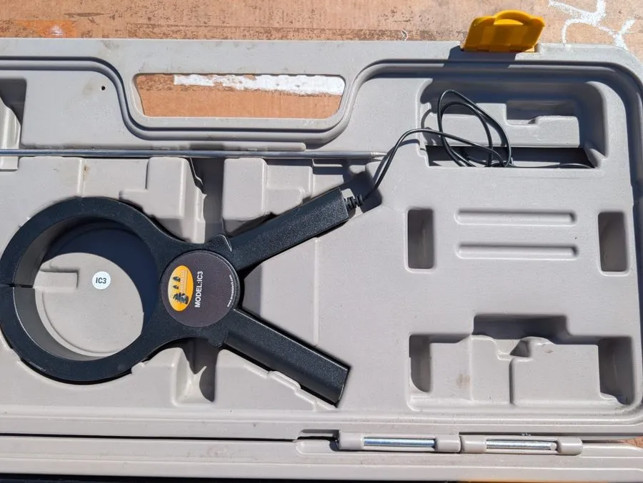 Трассоискатель Armada Technologies PRO900 Digital Underground Cable Locator