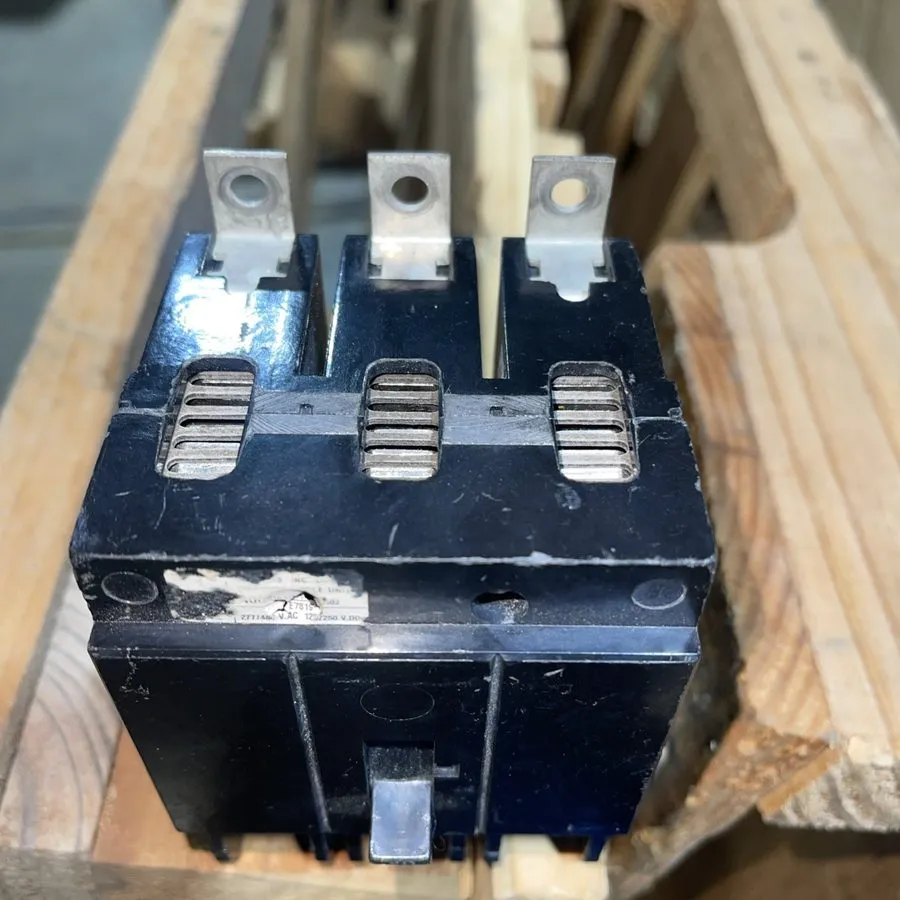 Автоматический выключатель Westinghouse GHB3020 Circuit Breaker 20A 3P 277/480V