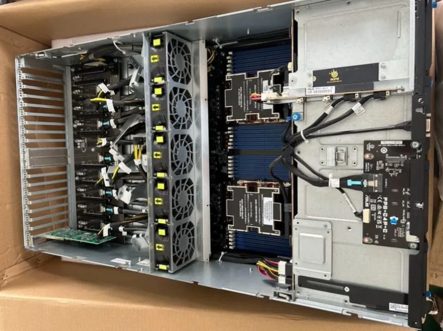 Сервер ASUS ESC8000A-E12 4U 8 GPU Server — фото лота 1
