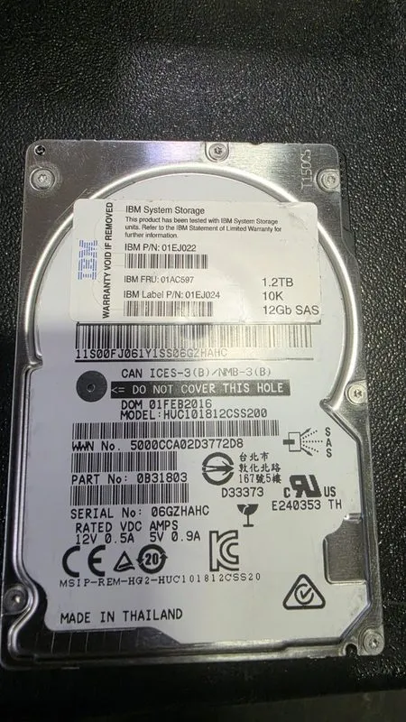 Жёсткий диск IBM 1.2TB 10K RPM 12Gbps 2.5" SAS HDD Hard Drive 01AC597 01EJ022 01 — фото лота 1