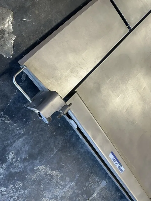 Весы Mettler Toledo PUA669 2500lb Stainless Hygienic Lift Floor Scale IND560 Har — фото лота 2