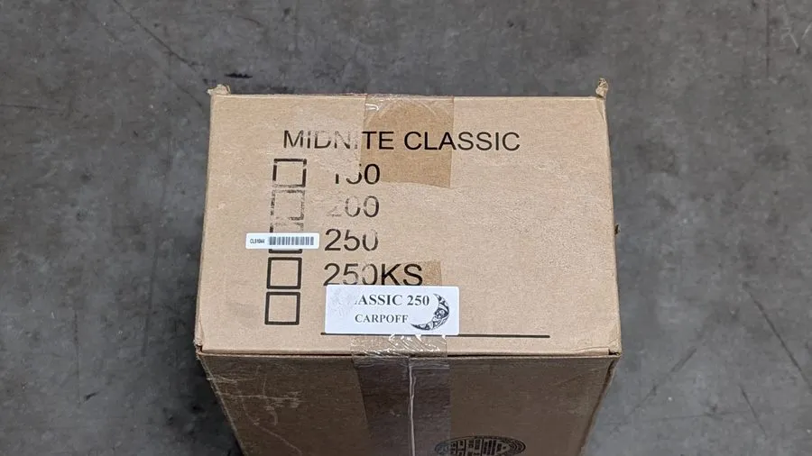 Аккумулятор MidNite Solar CLASSIC-250 63A 250VDC MPPT Charge Controller — фото лота 2