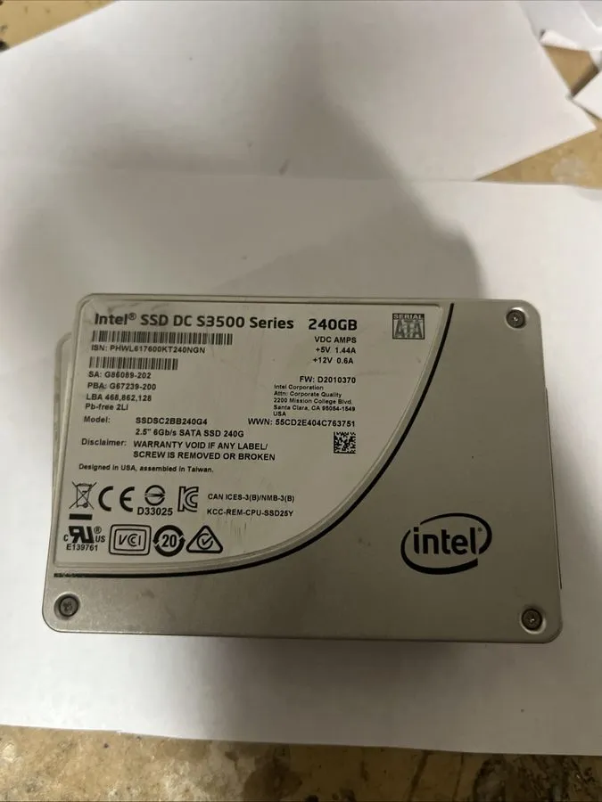 SSD-накопитель Mixed Intel DC S3500 240GB 2.5" SATA III 6Gb/s SSD SSDSC2BB240G4