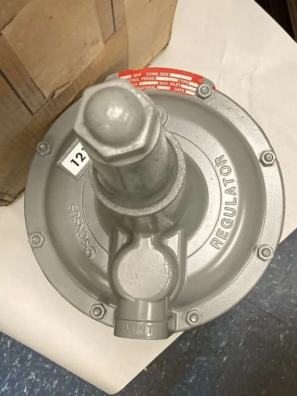 Трубопроводная арматура Sensus,121-8HP,Gas Regulator 1 1/4 Inch 6-10 PSI
