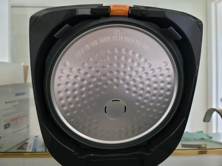 Рисоварка Zojirushi NL-GAC18 BM Umami Micom Rice Cooker Warmer 10 Cup Metallic B — фото лота 2