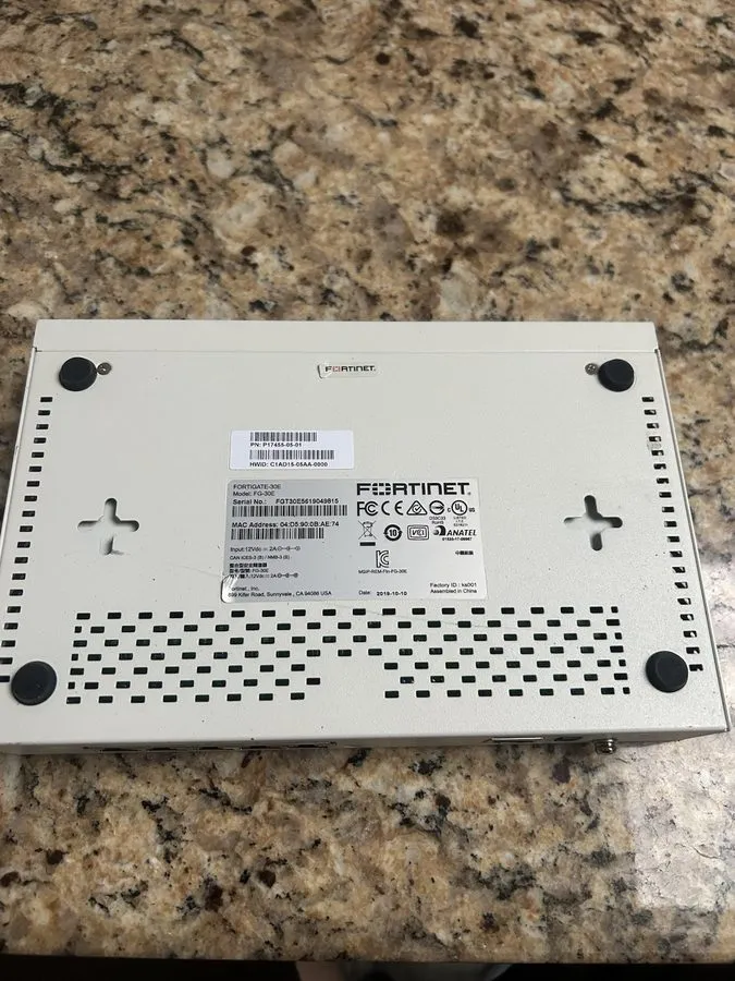 Межсетевой экран FORTINET Fortigate 30E 5Port RJ45 GE FG-30E, good — фото лота 2