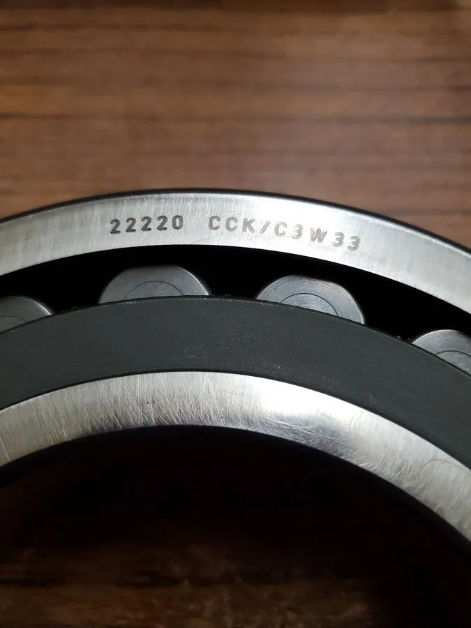 Подшипник SKF 23024 CCK/C3W33 spherical roller bearing