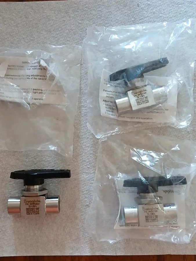 Клапан Swagelok SS-43GF4 Ball Valve 1/4"