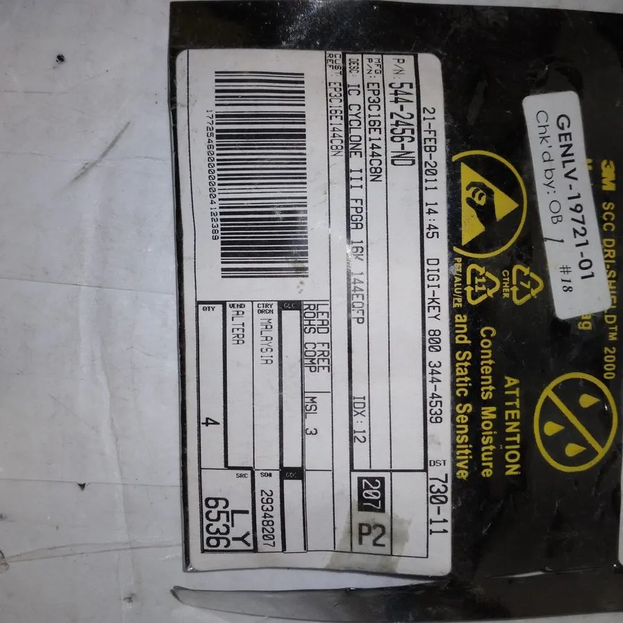 Микросхема ПЛИС Altera EP3C16E144C8N Cyclone III FPGA IC 16K LE 144-EQFP Program