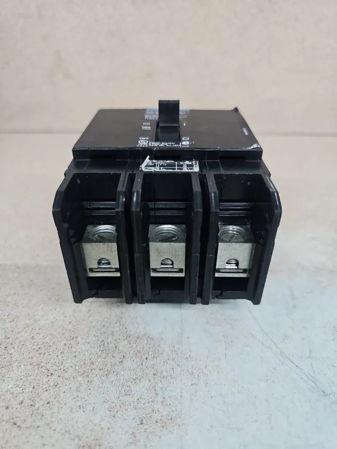 Автоматический выключатель SIMENS BQD BQD320 3 POLE 20 AMP 480V GRAY CIRCUIT BRE