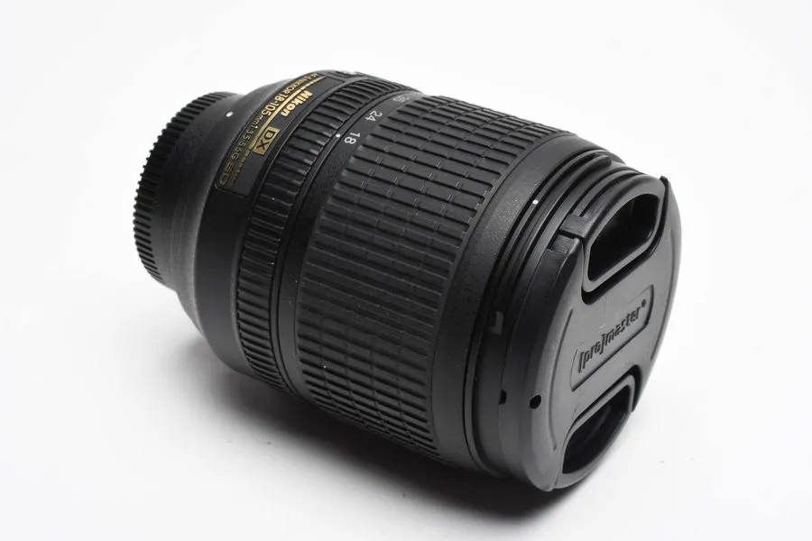 Объектив Nikon AF-S DX NIKKOR 18-300mm f/3.5-5.6G ED VR Zoom Lens Serviced
