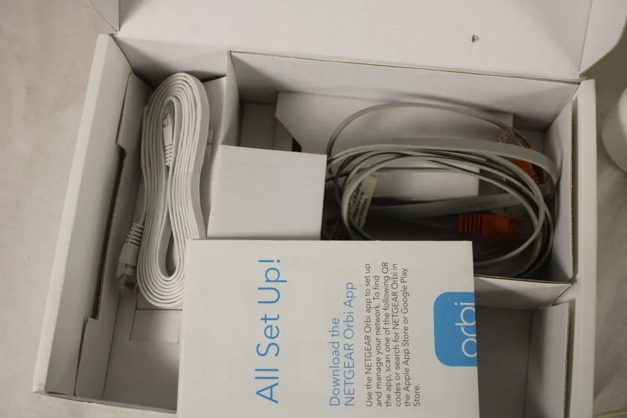 Маршрутизатор NETGEAR Orbi LBR20 4G LTE Unlocked WiFi Router cellular sim card m — фото лота 1