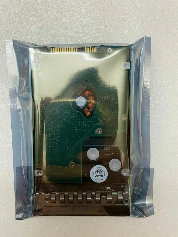 Жёсткий диск DELL 1.2TB 2.5" SAS 6Gb/s 10K Hard Drive HDD T6TWN +14th Series Cad