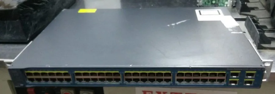 Коммутатор Cisco WS-C3560V2-48PS-S Catalyst 3560 V2 48-Port PoE Switch 4x SFP