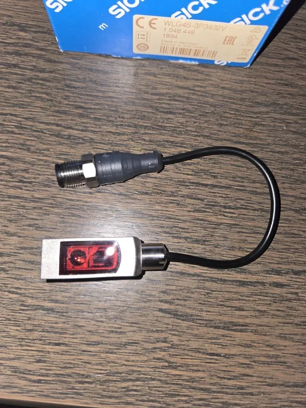 Фотоэлектрический датчик SICK WLG4S-3P3432V PHOTOELECTRIC SENSOR — фото лота 2