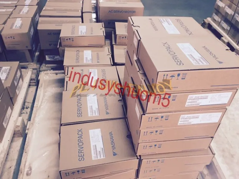 Серводвигатель YASKAWA SERVO MOTOR SGMGV-05D3W-YG14