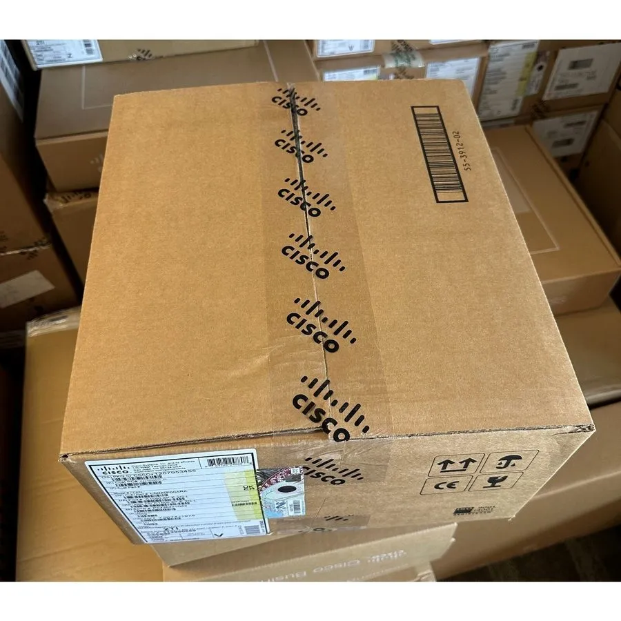 Коммутатор Cisco C1000-8P-E-2G-L 8 Ports PoE Ethernet Switch