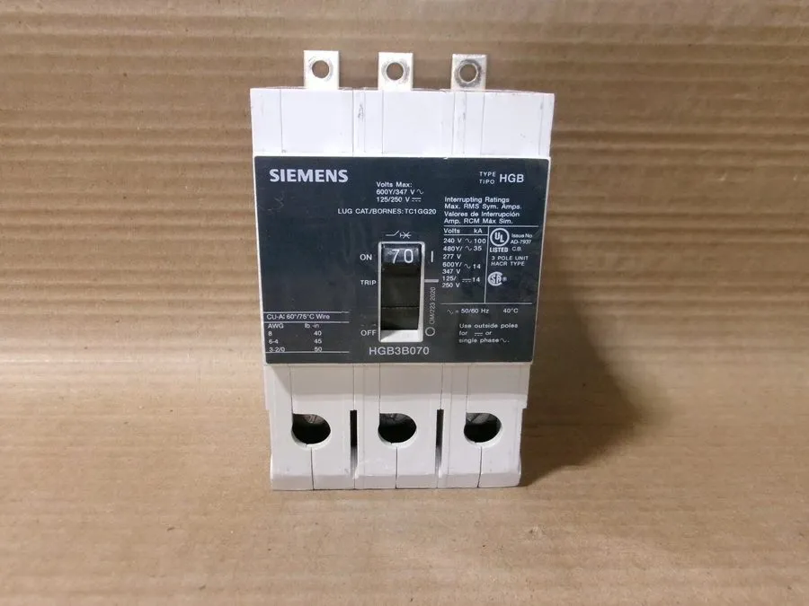 Автоматический выключатель SIEMENS HGB3B070 CIRCUIT BREAKER, 3P/ 70A /480V GOOD 