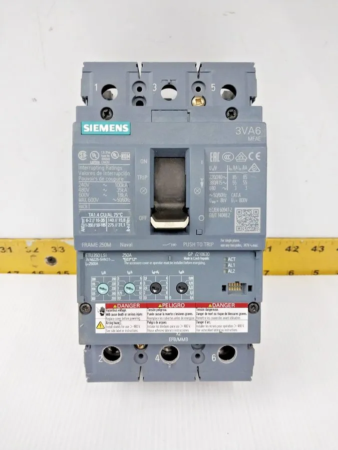 Автоматический выключатель Siemens 250 Amp Circuit Breaker 600 VAC 3 Pole 3VA622 — фото лота 1