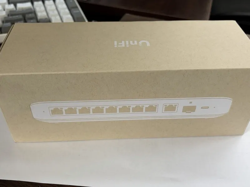 Коммутатор Ubiquiti UniFi USW-Flex-2.5G-8 8-Port 2.5GbE Managed Switch RJ-45 USB