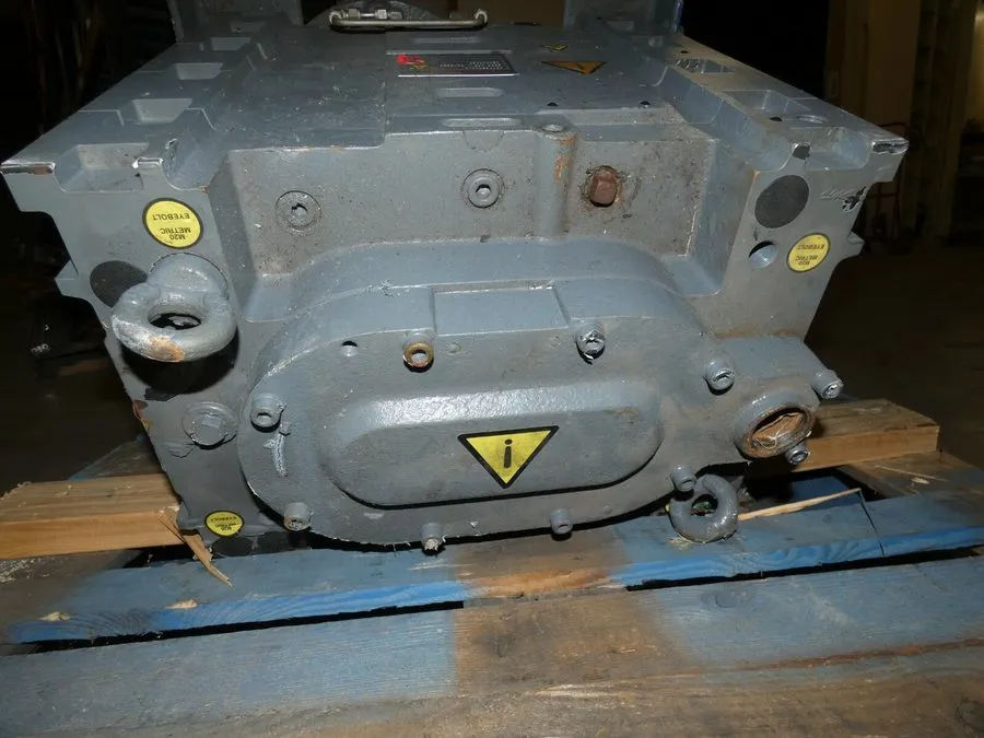 Насос Edwards EDP300 Chemical Dry Vacuum Pump A70755000XS — фото лота 1