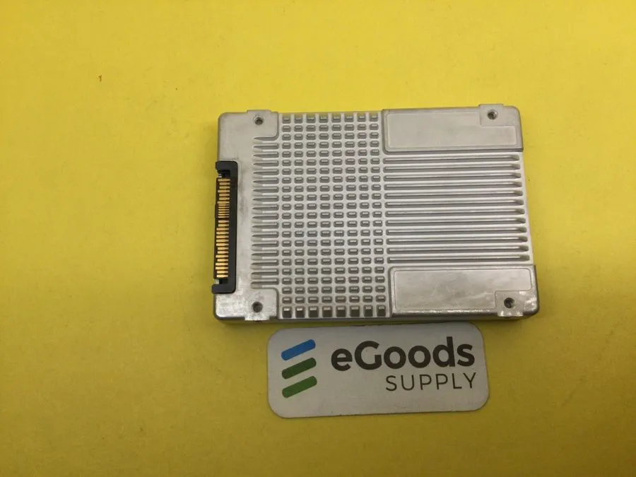 SSD-накопитель Intel DC P4510 8TB NVMe PCIe 3.1 x4 U.2 Enterprise SSD SSDPE2KX08