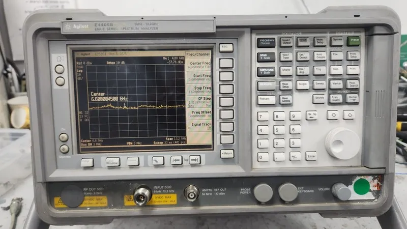Анализатор спектра Keysight/ HP Agilent E4405B 9kHz-13.2GHz ESA-E Spectrum analy