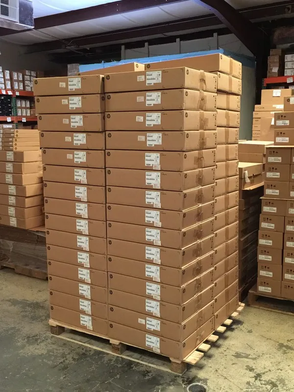 Коммутатор HPE Aruba 3810M JL429A 48 Port Layer 3 PoE+ 1050W Managed Switch