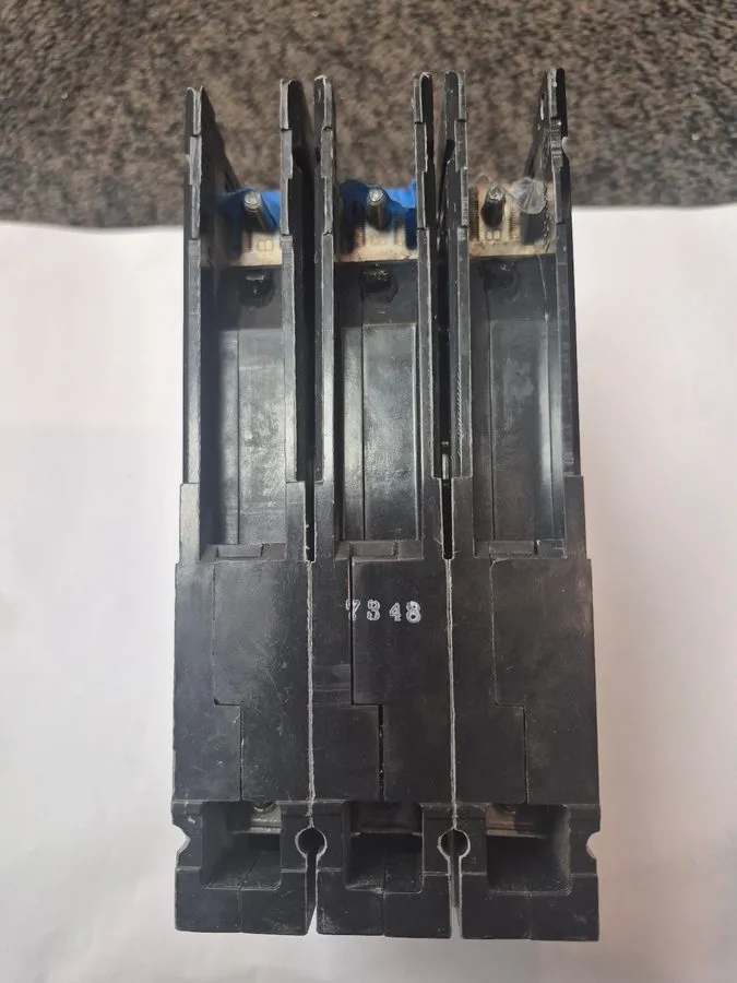 Автоматический выключатель Siemens HHED63B035 35 Amp 600V 3 Pole 65K at 480V Cir — фото лота 3