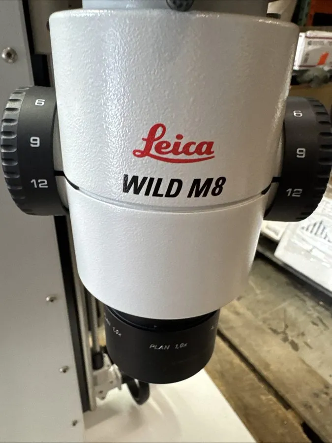 Объектив микроскопа Leica Wild M8 Stereo Microscope with PLAN 1.0X Objective & 1 — фото лота 1