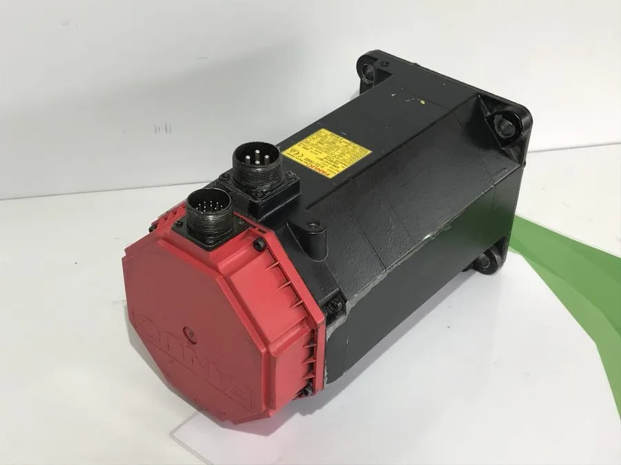 Серводвигатель Fanuc A06B-0147-B077 AC Servo Motor 3.8kW 157V 2000 RPM 15A 3PH