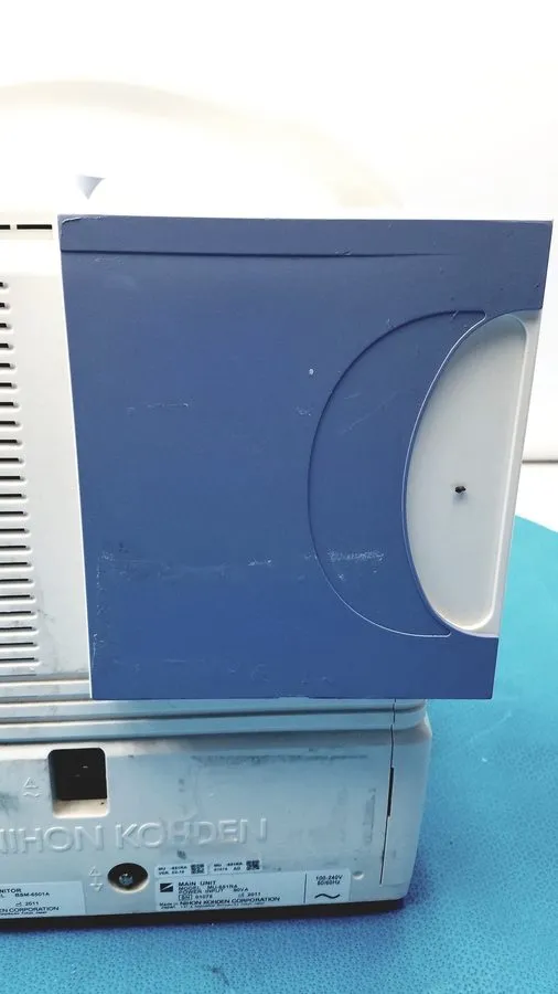 Монитор пациента NIHON KOHDEN BEDSIDE PATIENT MONITOR MODEL BSM-6501A — фото лота 2