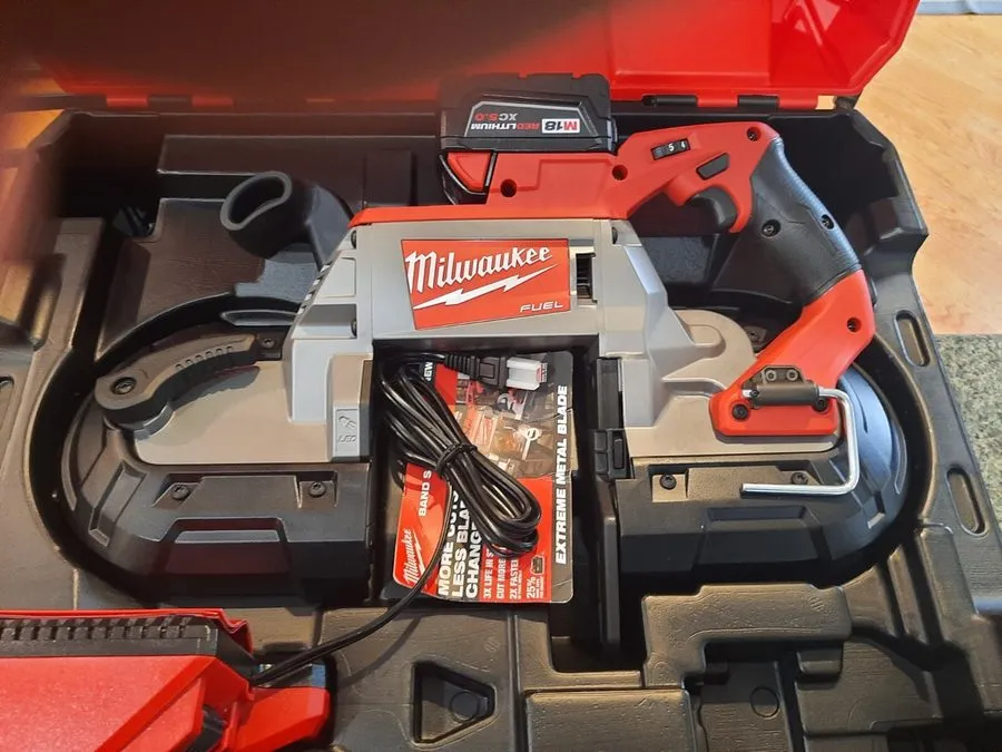 Оборудование ЧПУ Milwaukee M18 Cordless Deep Cut Band Saw 2729-20 Pre Owned No B