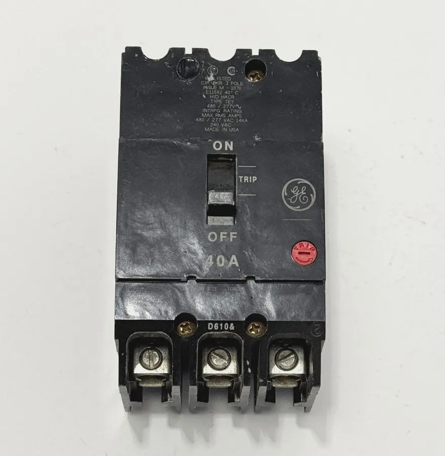 Автоматический выключатель GE TEY340 40A 3-Pole Circuit Breaker 480V AC Trip Ind — фото лота 2