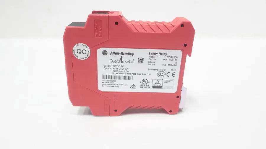 Реле безопасности Allen Bradley 440R-H23180 /B MSR230P Safety Relay 24VDC 2W 3A