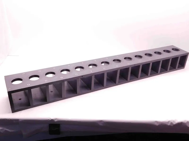 Режущий инструмент 52 SLOT 40 TAPER TOOL HOLDER RACK / SHELF 40" X 12" X 7 1/2 C