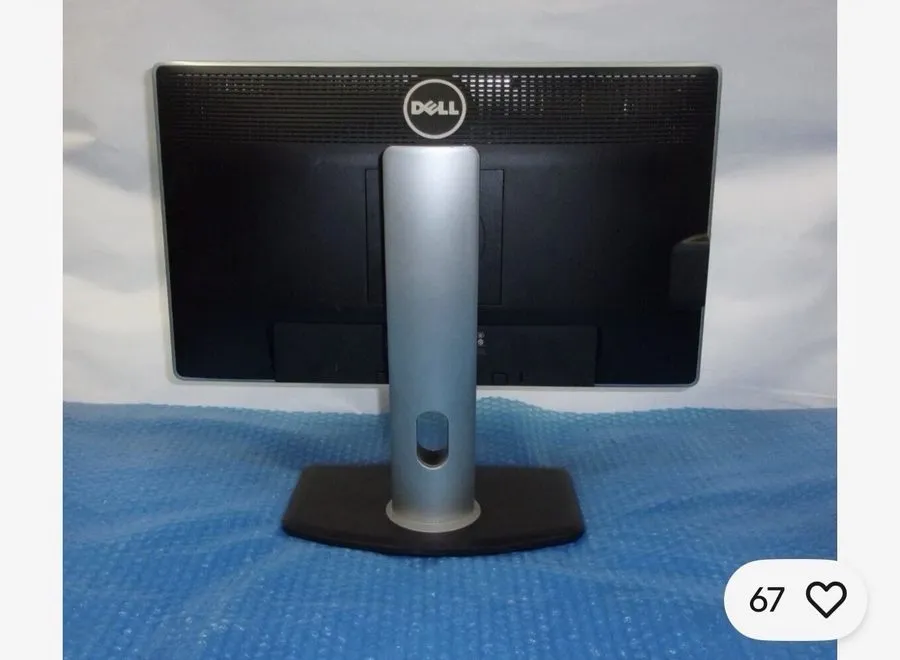 Монитор Dell UltraSharp U2212HMc Monitor 22" Widescreen DVI-VGA-DisplayPort 1920 — фото лота 2