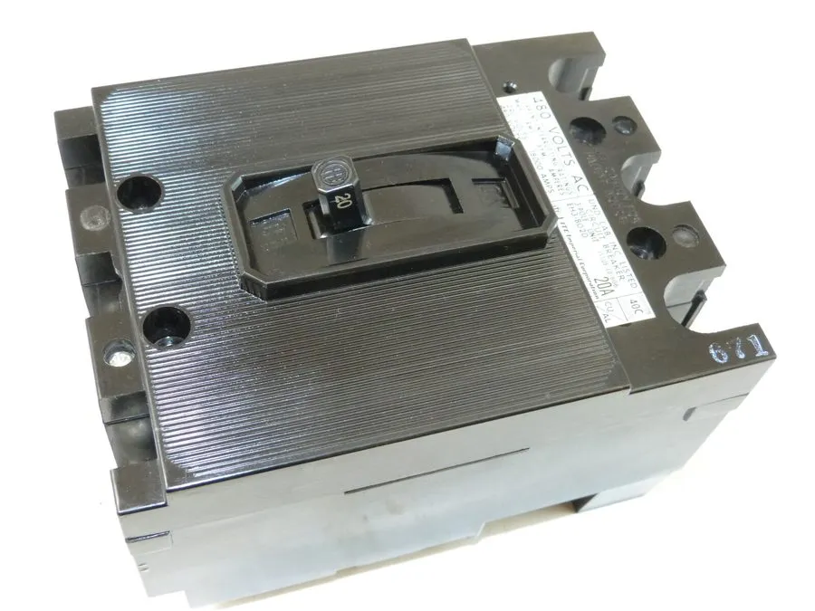 Автоматический выключатель ITE Siemens EH3 EH3-B020 3 Pole 20 Amp 480V Circuit B
