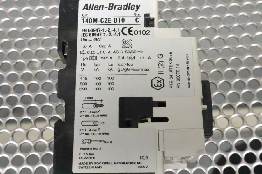 Автоматический выключатель Allen Bradley 140M-C2E-B10 Motor Protection Circuit B — фото лота 2