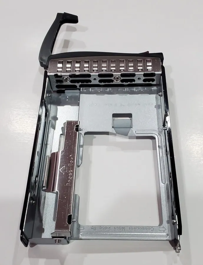 Жёсткий диск SuperMicro 3.5" to 2.5" Gen3 Toolless Hard Drive Tray/Caddy MCP-220