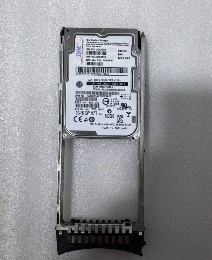 Жёсткий диск IBM 00AR323 2.5" 600GB 15K SAS 12Gbs HDD 00AR391 Storwize V7000 Gen