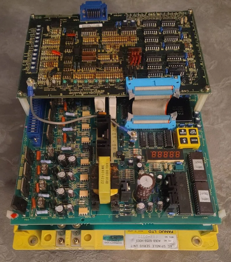 Сервоусилитель FANUC AC SPINDLE DRIVE SERVO UNIT TYPE NO. A06B-6059-H003