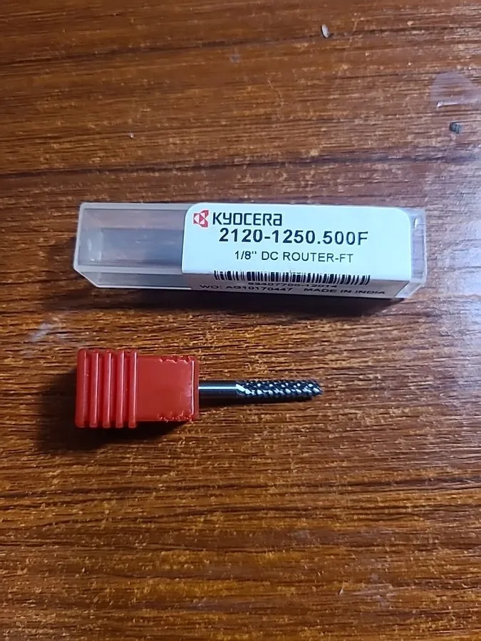 Режущий инструмент Kyocera 1/8" Carbide Router Endmill 2120-1250.500F — фото лота 1