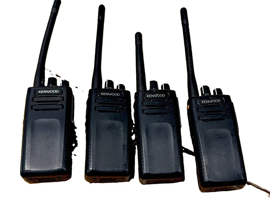 Радиостанция Kenwood NX-3220-K Portable Two-Way Radio / Analog & Digital / 136-1 — фото лота 1