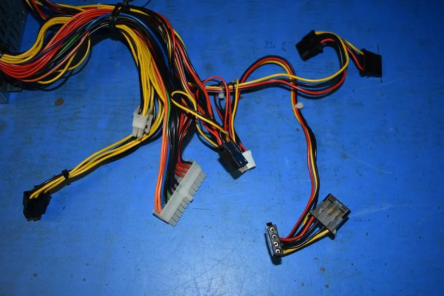 Блок питания SuperMicro PWS-653-2H 2U 650W Multi Output Power Supply