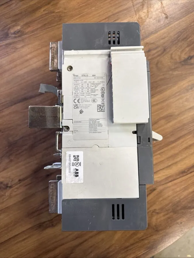 Автоматический выключатель ABB XT5L-D 600 Circuit Breaker XT5LU360BDFF000XXX Mol — фото лота 2