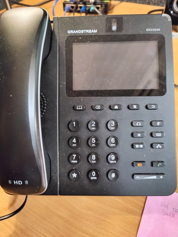 IP-телефон Grandstream GXV3240 Multimedia Android Video IP Phone